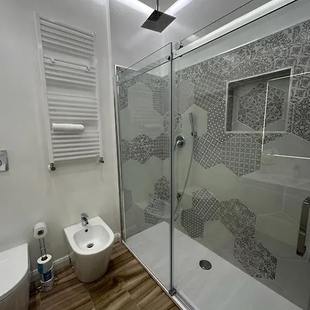 Ines * Giardini-Naxos