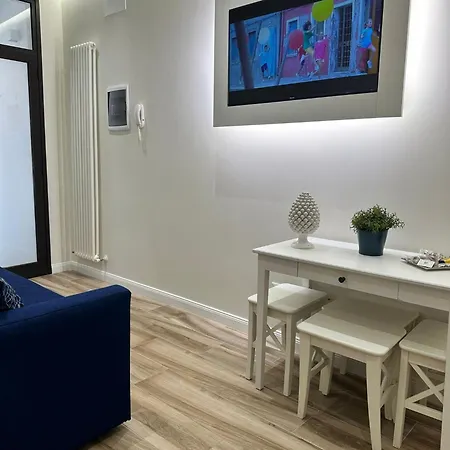 Ines * Giardini-Naxos