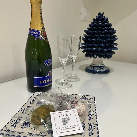 Ines Apartament Giardini-Naxos