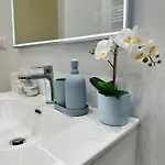 Ines 아파트 지아르디니낙소스
