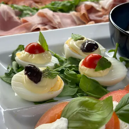 Ines * Giardini Naxos