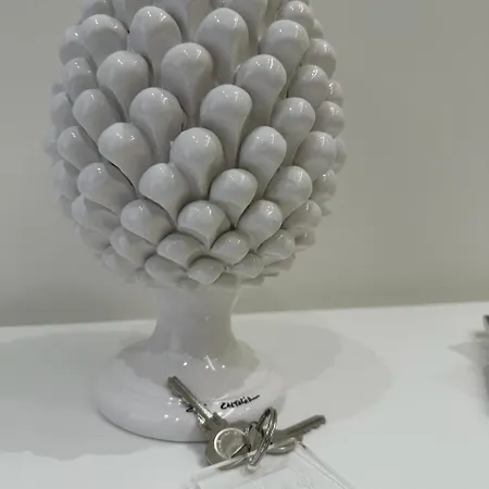 Ines * Giardini Naxos